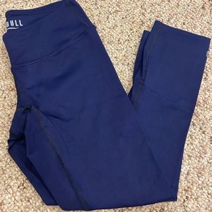 Nobull medium rise crop tights